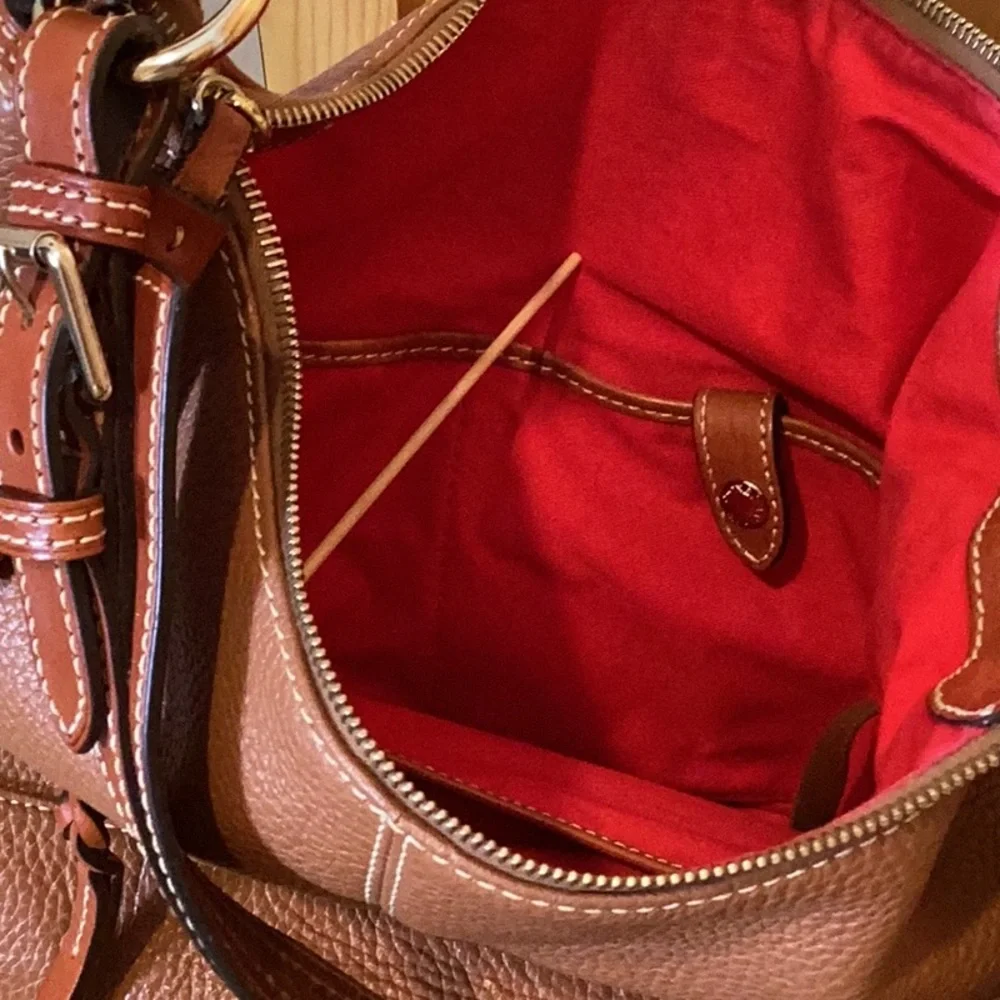 Dooney & Bourke Large Leather Shoulder Bag - Picture 7 of 11